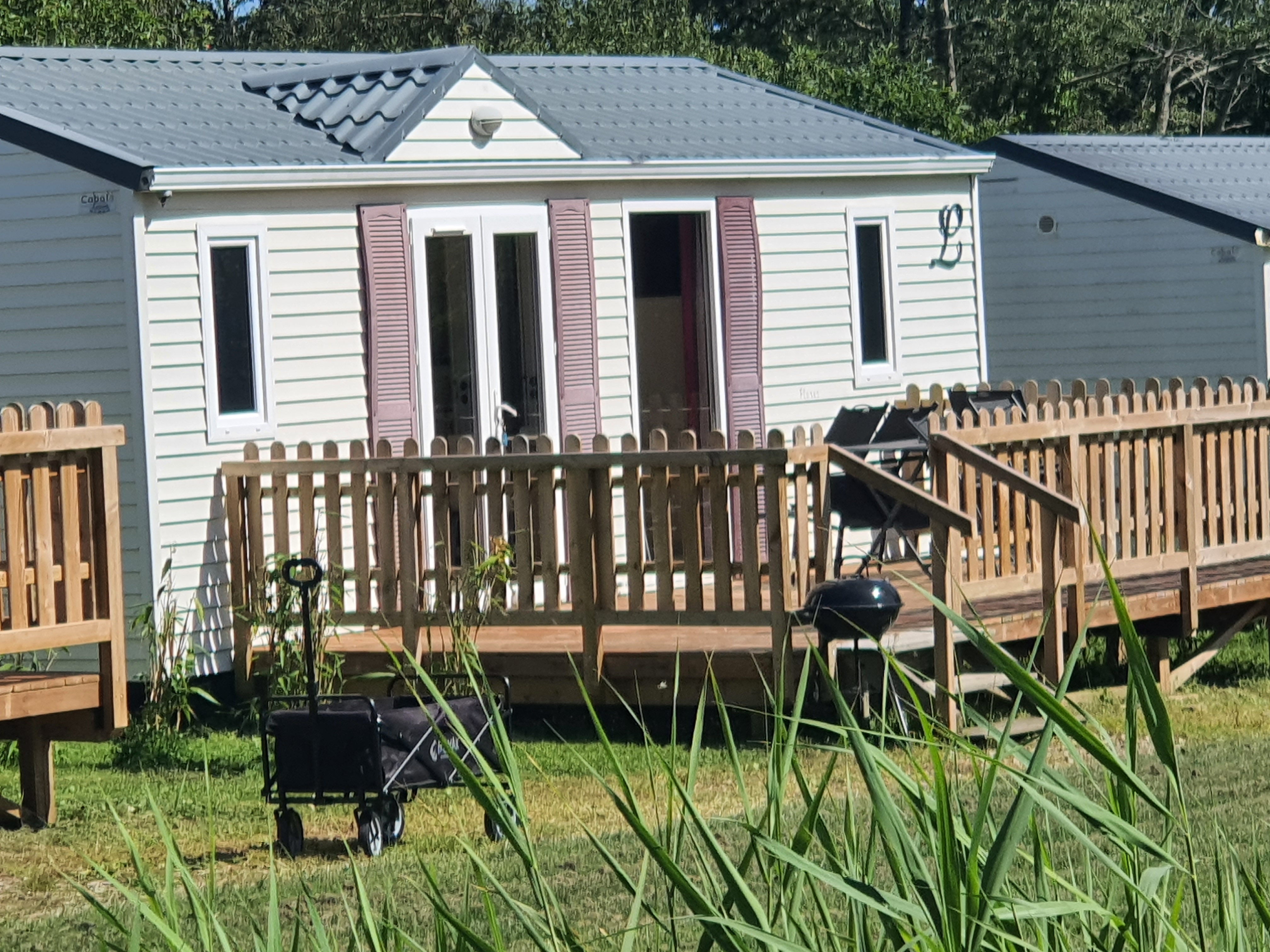 Photo de CAMPING MOBIL HOMES DE 4 A 7 PLACES